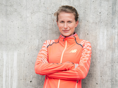 Rekord i debut av Sarah Lahti